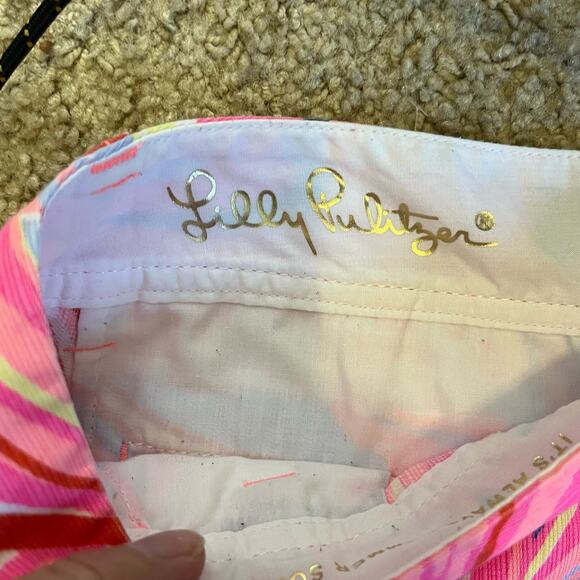 Lilly Pulitzer Walsh Shorts Reef Retreat Pattern Size 2 Pink and Blue Watercolor - Picture 7 of 10